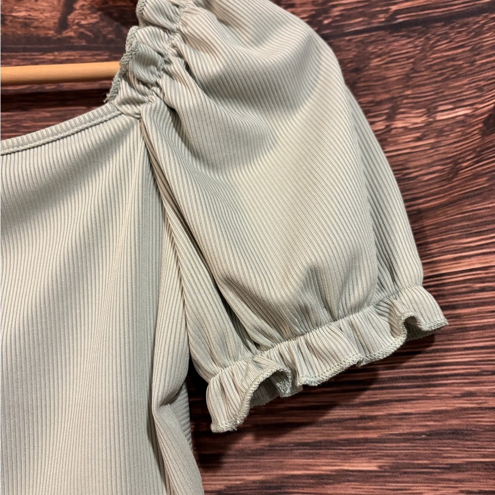 SHEIN Puff Sleeve Crop Top - Light Gray - Picture 5 of 12